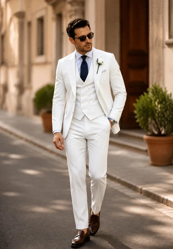 Costume Trois Pièces Homme Coupe Regular avec Gilet Croisé et Col Peak