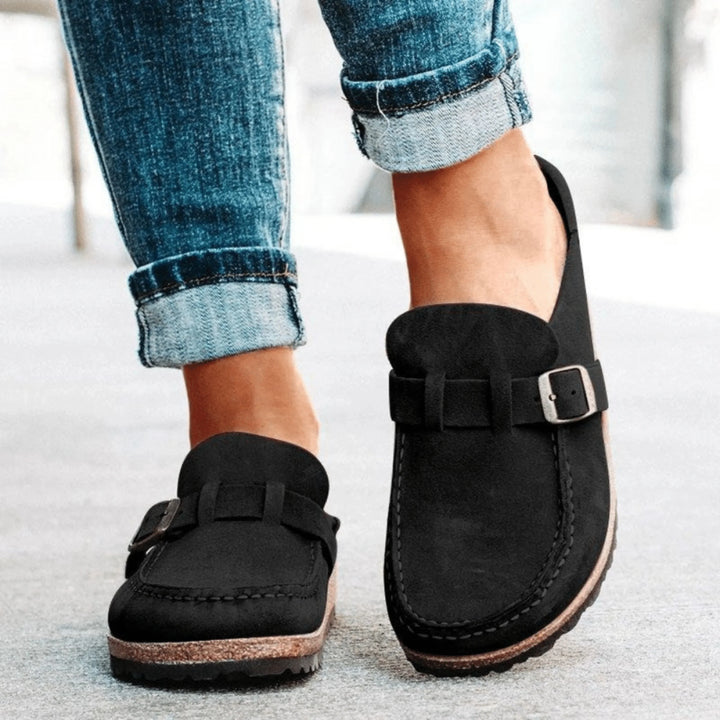 Sandales Honorine pour femme à mousse mémoire de forme, absorption des chocs et soutien personnalisé pour vos pieds.