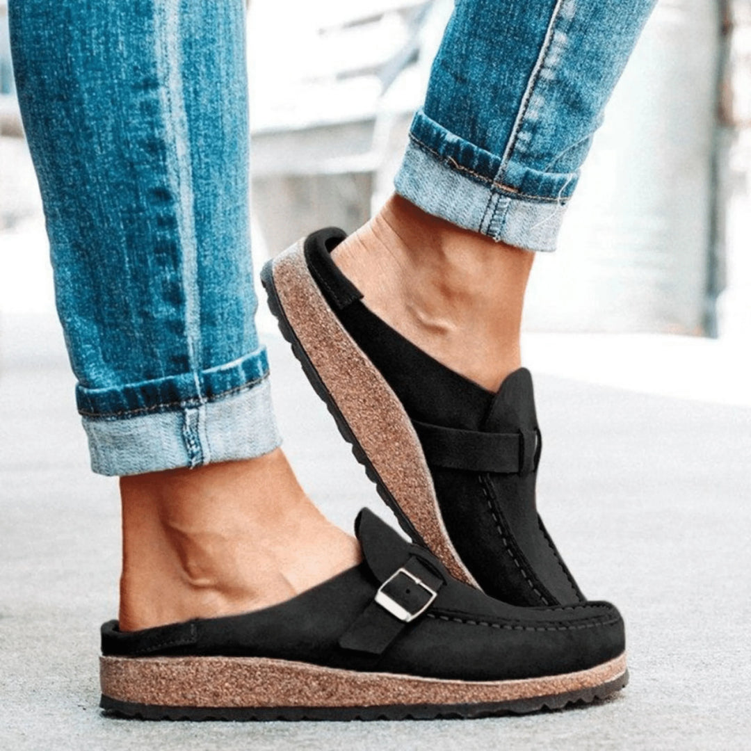 Sandales Honorine pour femme à mousse mémoire de forme, absorption des chocs et soutien personnalisé pour vos pieds.
