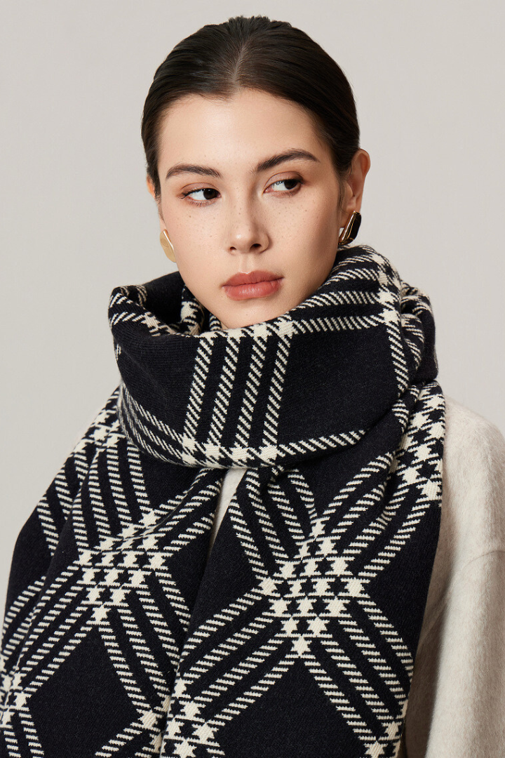 Sciarpa a quadri da donna – Grande stola reversibile con frange