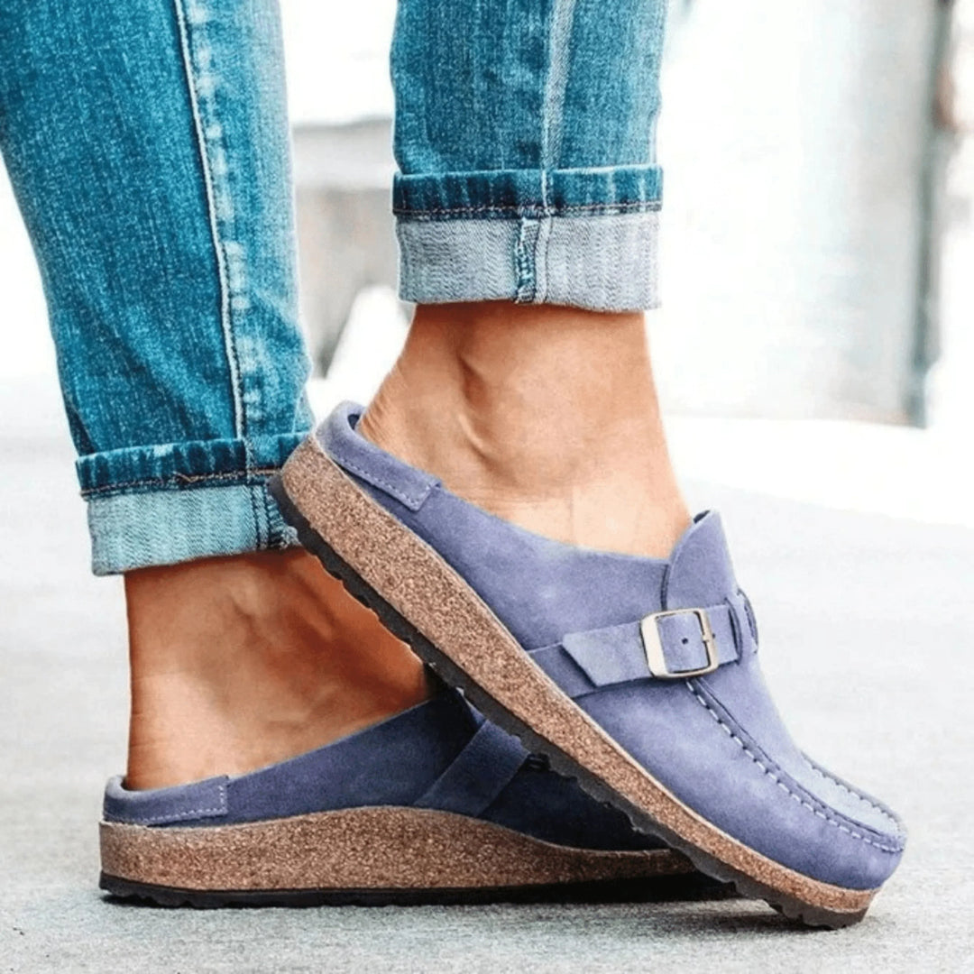 Sandales Honorine pour femme à mousse mémoire de forme, absorption des chocs et soutien personnalisé pour vos pieds.
