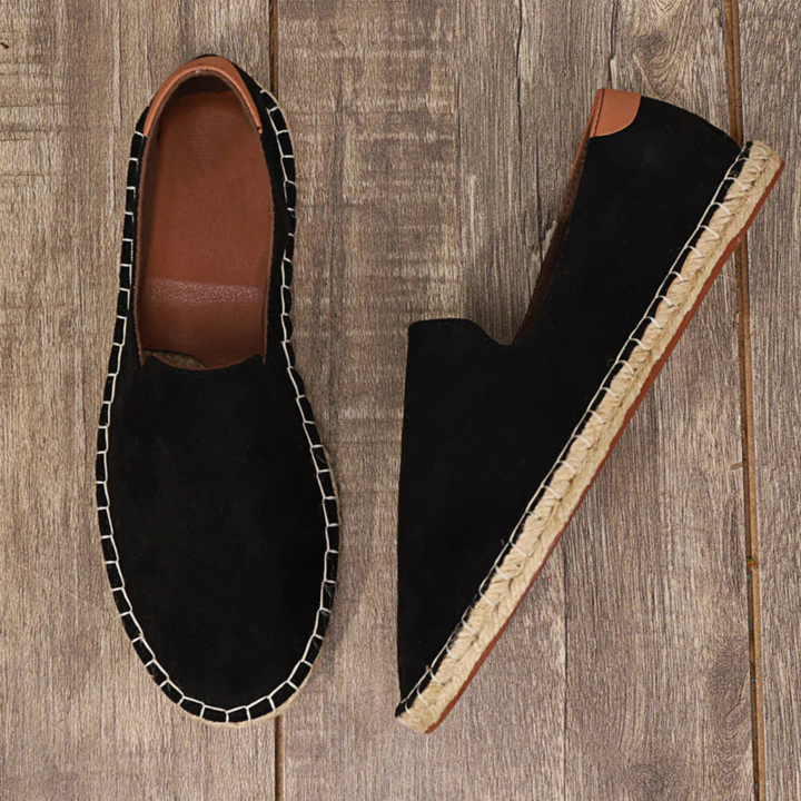 Espadrilles Aristide pour homme en toile respirante, semelle légère et souple, modèle estival adapté aux sorties décontractées.