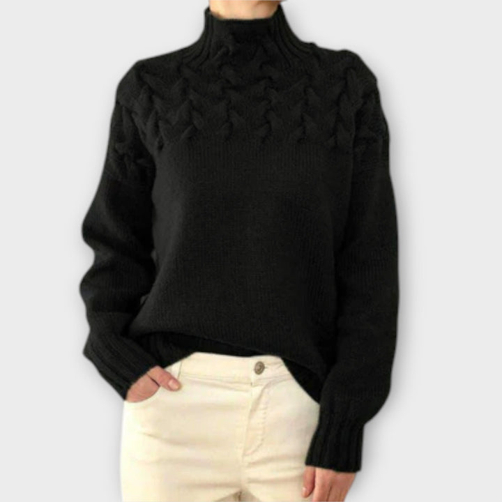 Pull Femme Noir en Maille Torsadée – Col Haut Coupe Décontractée