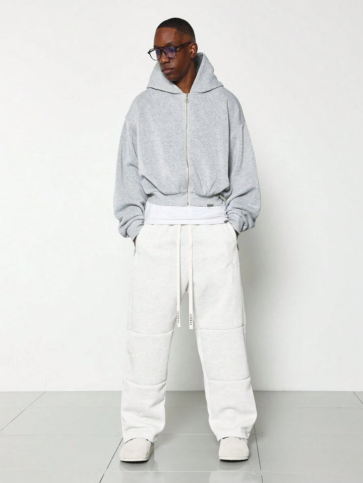 Kurzer Herren-Kapuzenpullover mit Reißverschluss, Kordelzug und Vordertaschen