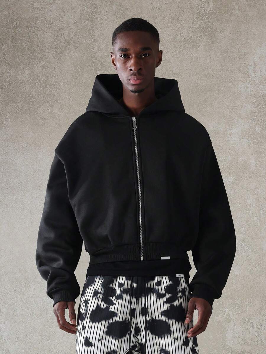 Kurzer Herren-Kapuzenpullover mit Reißverschluss, Kordelzug und Vordertaschen