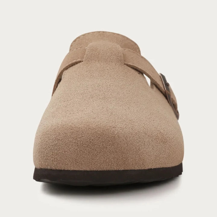 Mocassins Edmond pour homme style 'old money', design épuré et finition soignée pour un look intemporel et raffiné.