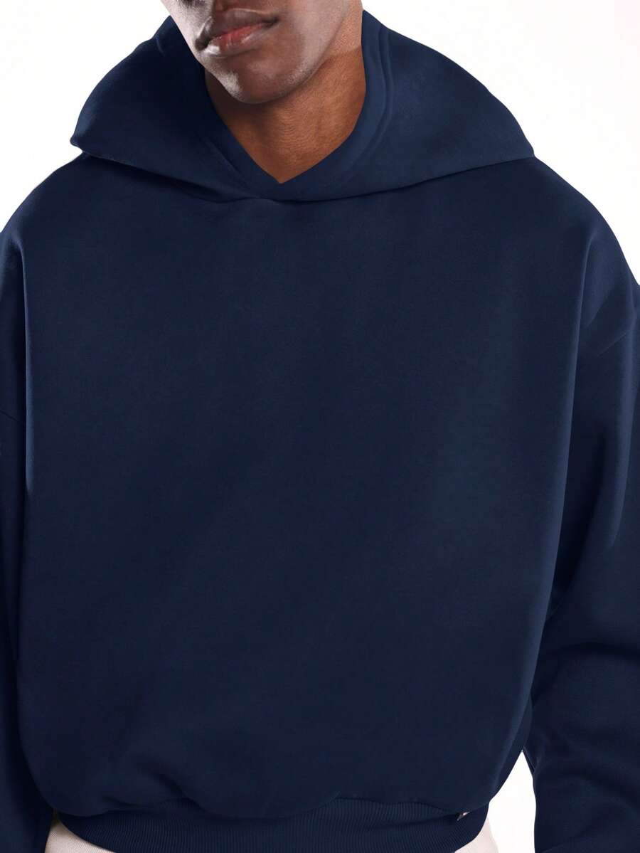Kurzer Herren-Hoodie zum Überziehen mit langen Ärmeln und Rippbündchen