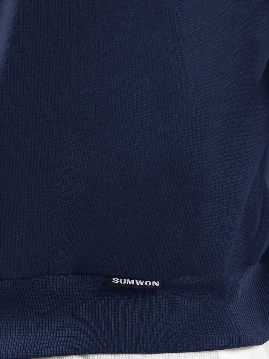 Kurzer Herren-Hoodie zum Überziehen mit langen Ärmeln und Rippbündchen