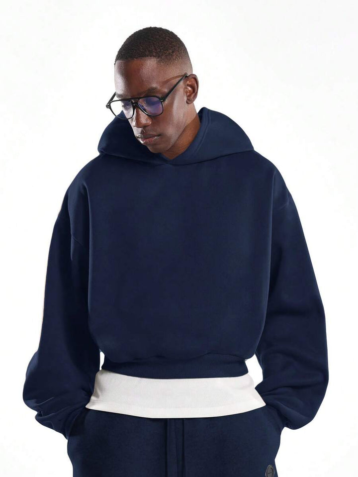 Kurzer Herren-Hoodie zum Überziehen mit langen Ärmeln und Rippbündchen