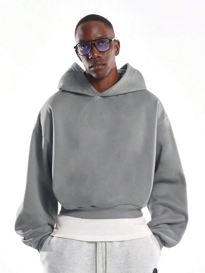 Kurzer Herren-Hoodie zum Überziehen mit langen Ärmeln und Rippbündchen
