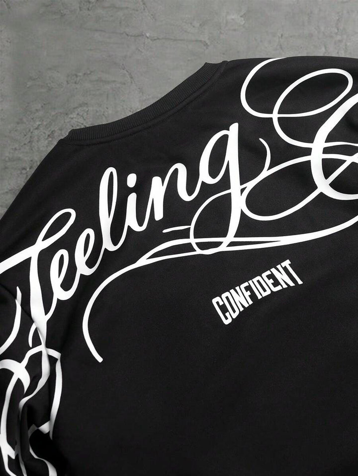 Herren-Trainingsanzug mit Rundhalsausschnitt, Gothic-Print und weiter Hose