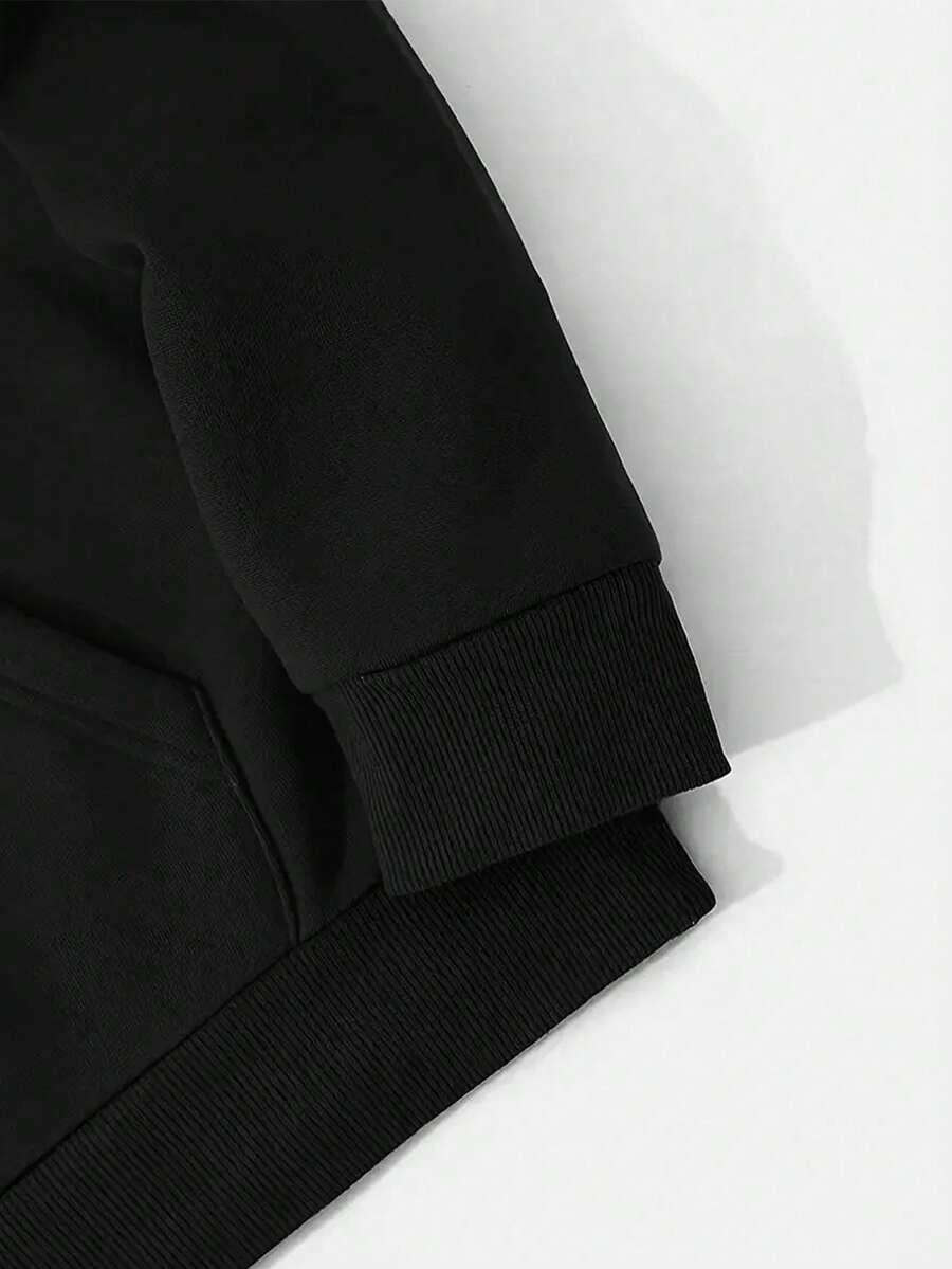 Men’s zip-up hoodie with drawstring and front pockets