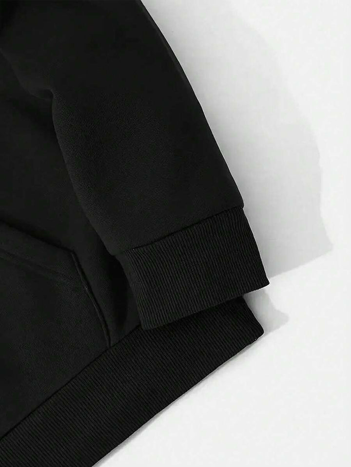 Men’s zip-up hoodie with drawstring and front pockets