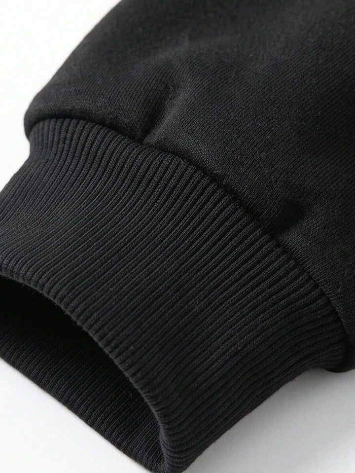 Men’s zip-up hoodie with drawstring and front pockets