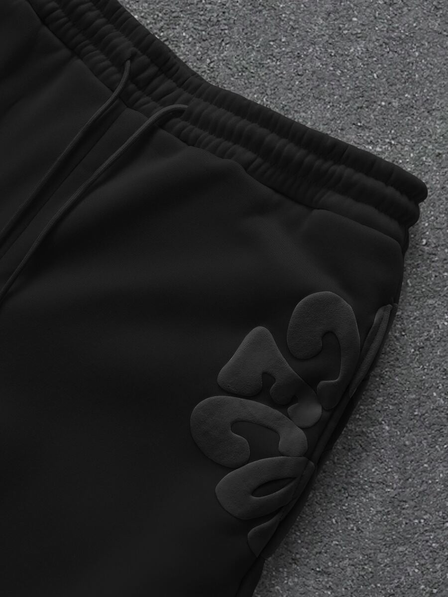 Herren-Trainingsanzug mit Kapuze, Reißverschluss und Hose mit Schaumstoff-Buchstabenprint