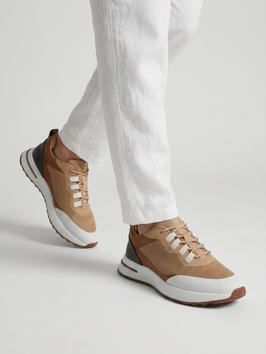 Baskets Homme Cognac Fused Mesh Basses de Marche avec Semelle Blanche