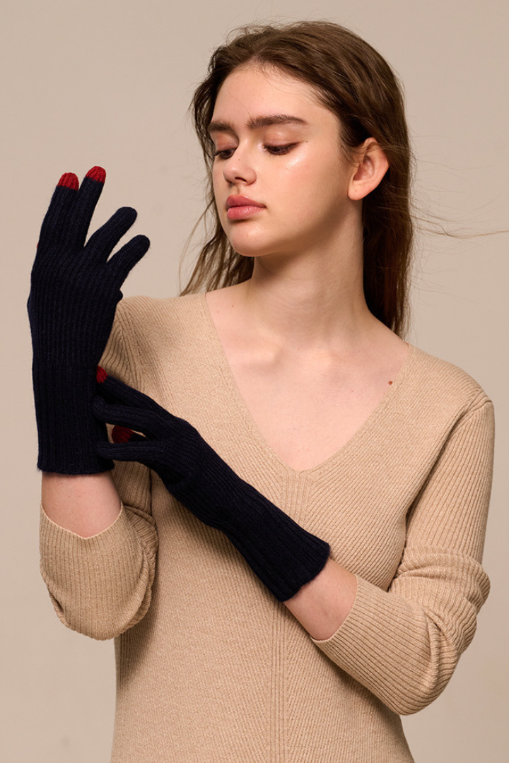 Guanti da donna in misto cashmere – maglia a coste con polsino lungo