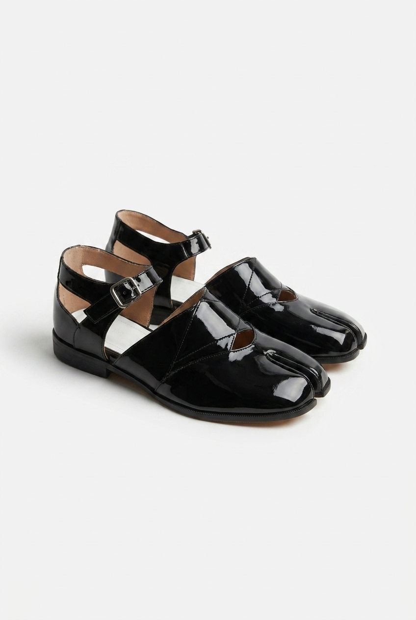 Women's Split-Toe Patent Leather Flats with a Strap
