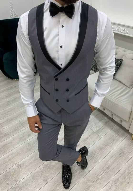 Costume Trois Pièces Homme Coupe Slim avec Col Peak et Gilet Croisé