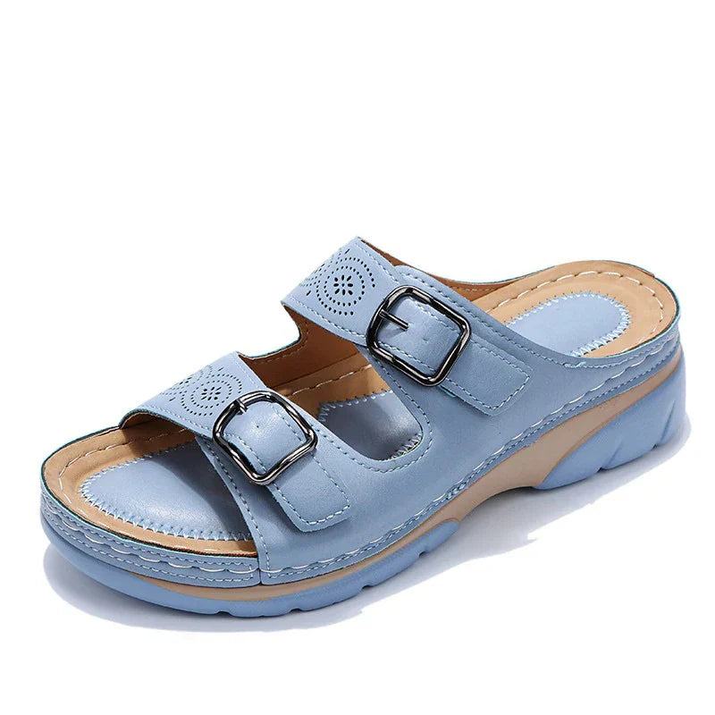 Sandales Aurore pour femme souples et orthopédiques, semelle ergonomique avec amorti optimal pour usage quotidien.