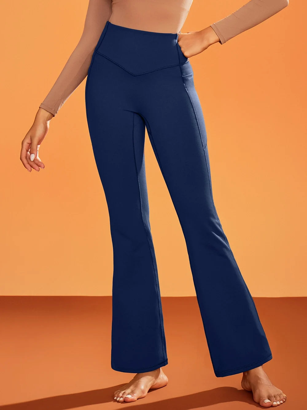 Women's Fleece-Lined Flared Yoga Pants with Pockets