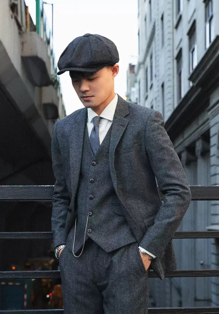Costume Trois Pièces Homme Coupe Regular en Chevrons avec Col Notch Classique et Gilet Assorti