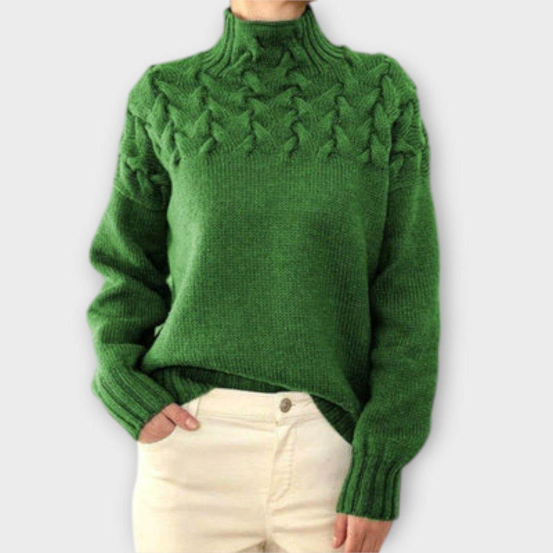 Pull Femme Noir en Maille Torsadée – Col Haut Coupe Décontractée