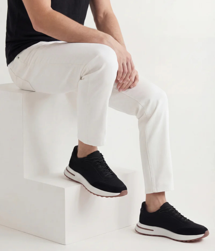 Baskets Homme Noir Suede & Mesh Basses de Marche avec Semelle Blanche