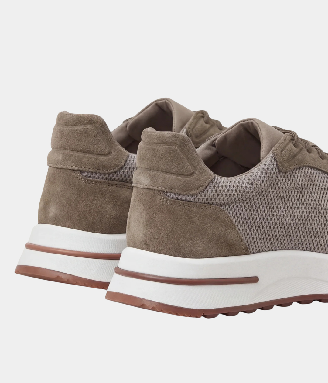 Baskets Homme Taupe Suede & Mesh Basses de Marche avec Semelle Blanche
