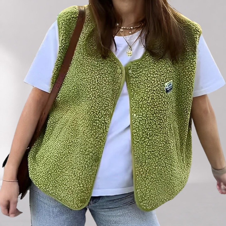 Gilet Femme en Laine d’Agneau Boutonné