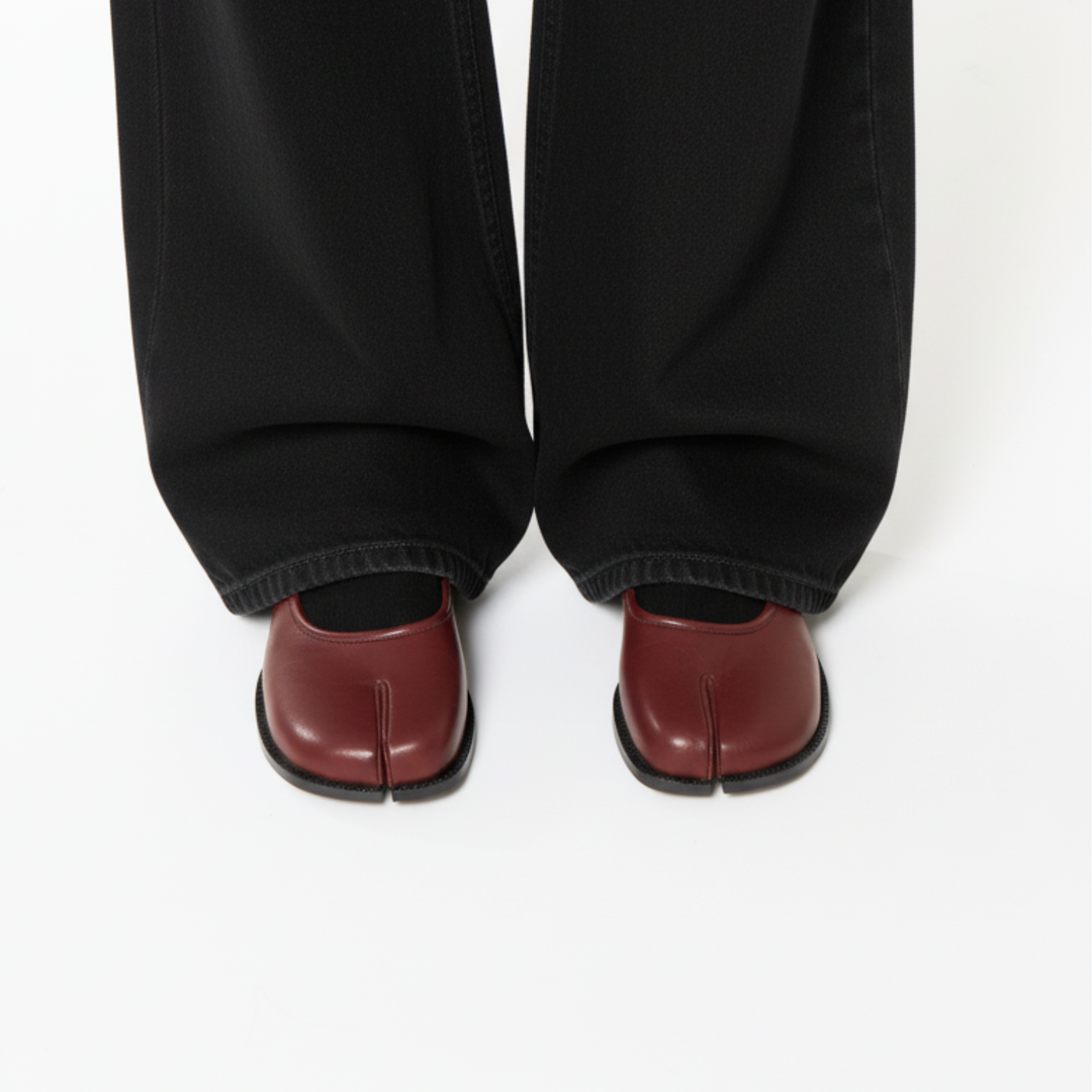 Women's Faux Leather Tabi Mary Jane Flats with Buckle Strap and Split Toe