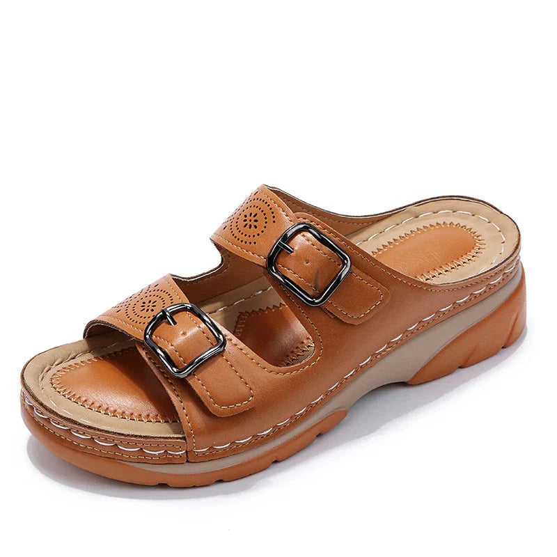 Sandales Aurore pour femme souples et orthopédiques, semelle ergonomique avec amorti optimal pour usage quotidien.