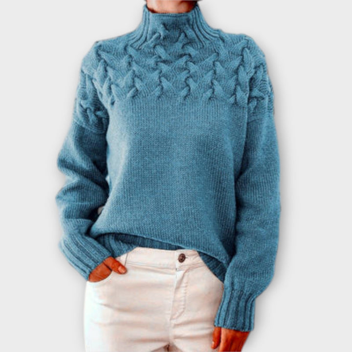 Pull Femme Noir en Maille Torsadée – Col Haut Coupe Décontractée