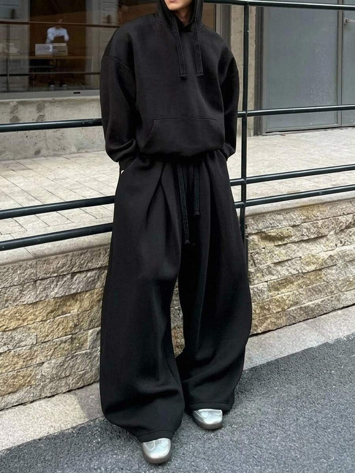 Men’s Hooded Tracksuit Set with Loose Fit and Wide-Leg Pants with Drawstring
