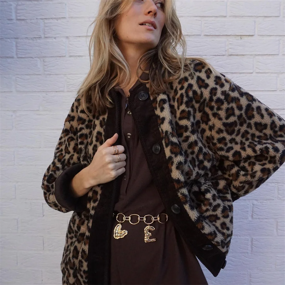 Camille | Veste léopard chic pour femmes | Courte