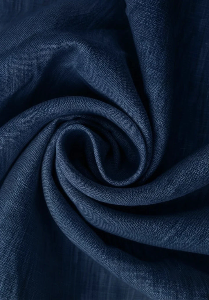 Heren slim-fit driedelig linnen pak met notch-revers en een zesknoops gilet