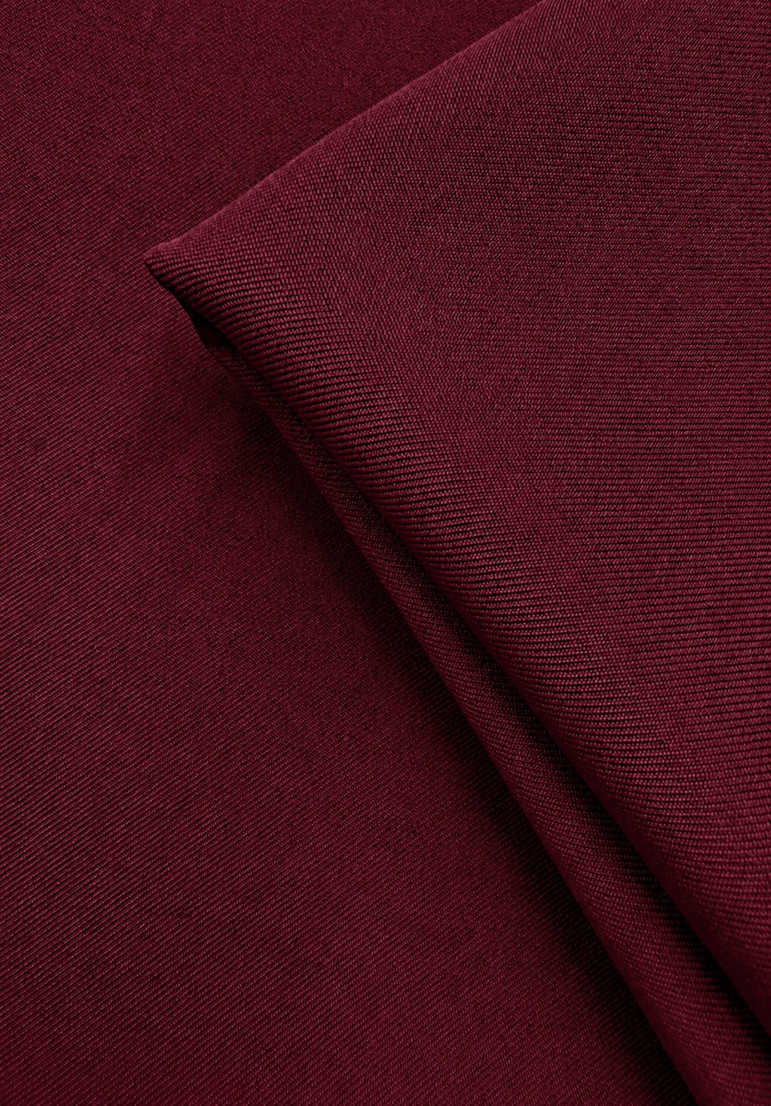 Herenkostuum uit twee delen met slim fit, brede contrasterende reverskraag en double-breasted jasje