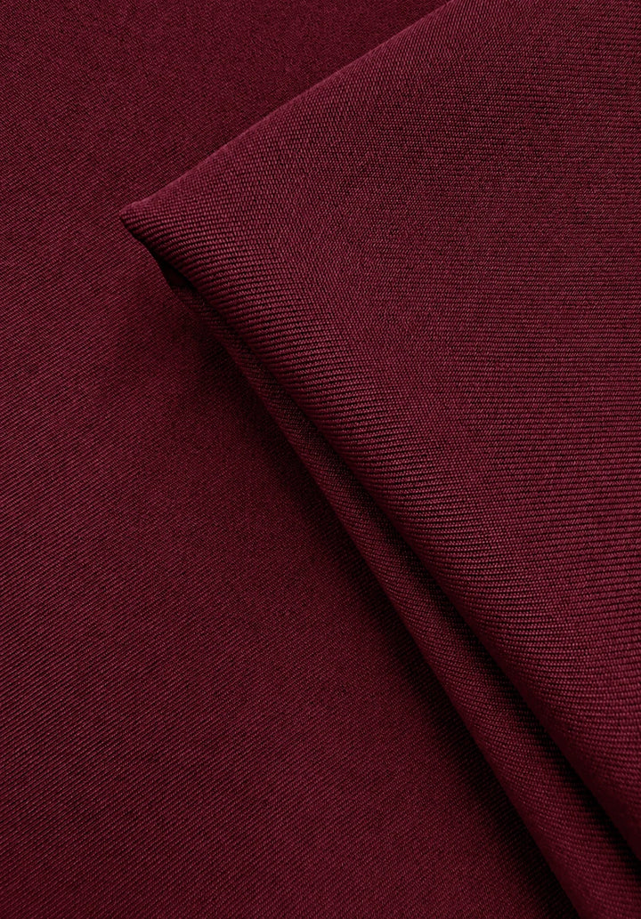 Herenkostuum uit twee delen met slim fit, brede contrasterende reverskraag en double-breasted jasje