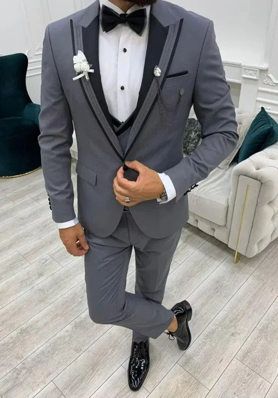Costume Trois Pièces Homme Coupe Slim avec Col Peak et Gilet Croisé