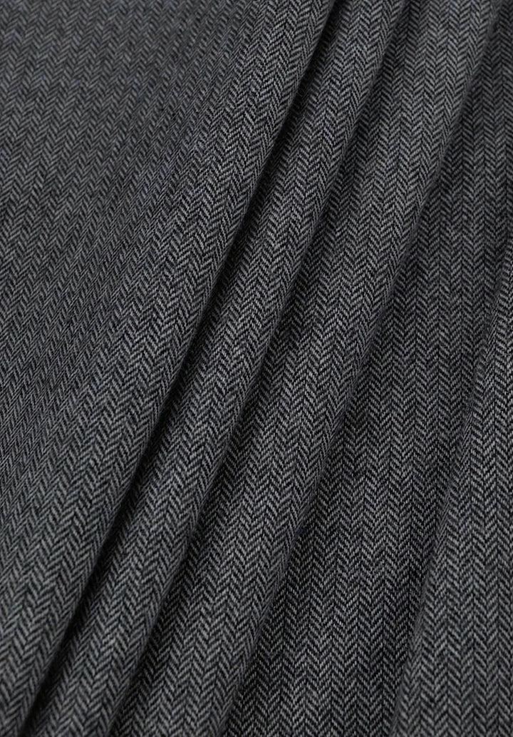 Completo uomo tre pezzi slim fit a spina di pesce con gilet abbottonato