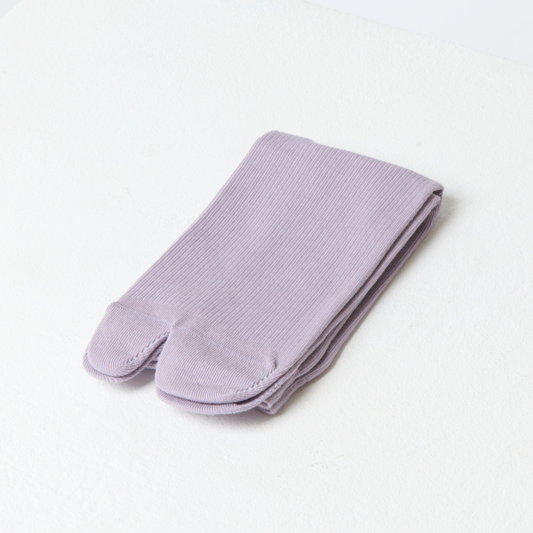 Women's Tabi Split-Toe Socks with Ribbed Cuffs and Ankle Height
