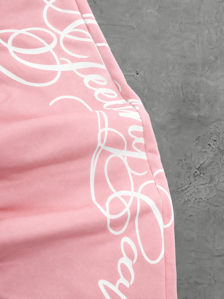 Herren-Trainingsanzug mit Rundhalsausschnitt, Gothic-Print und weiter Hose