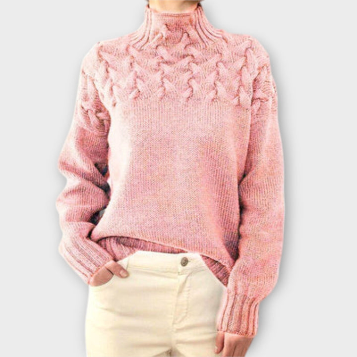Pull Femme Noir en Maille Torsadée – Col Haut Coupe Décontractée