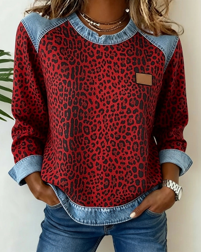 Damesblouse met dierenprint - contrasterende details
