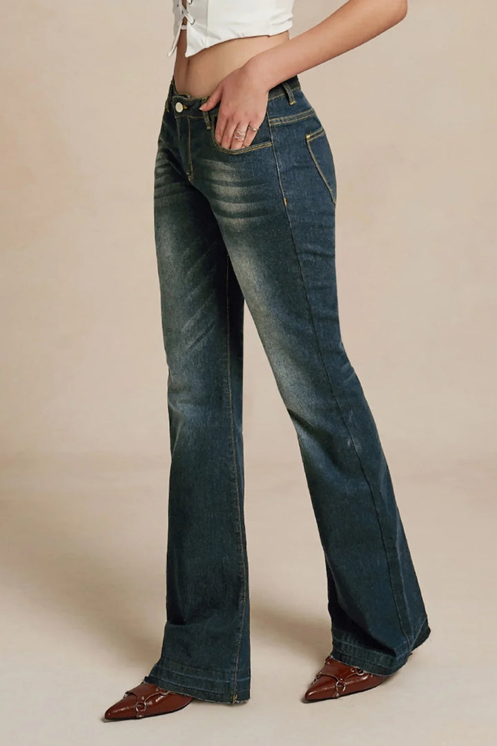 Jean Bootcut Femme – Coupe Ajustée Taille Haute Style Vintage