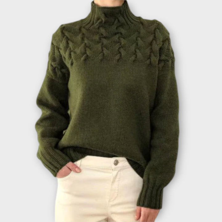 Pull Femme Noir en Maille Torsadée – Col Haut Coupe Décontractée