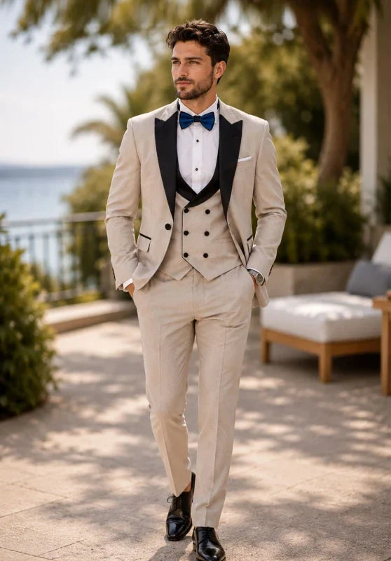 Costume Trois Pièces Homme Coupe Classique avec Col Contrastant et Gilet Croisé