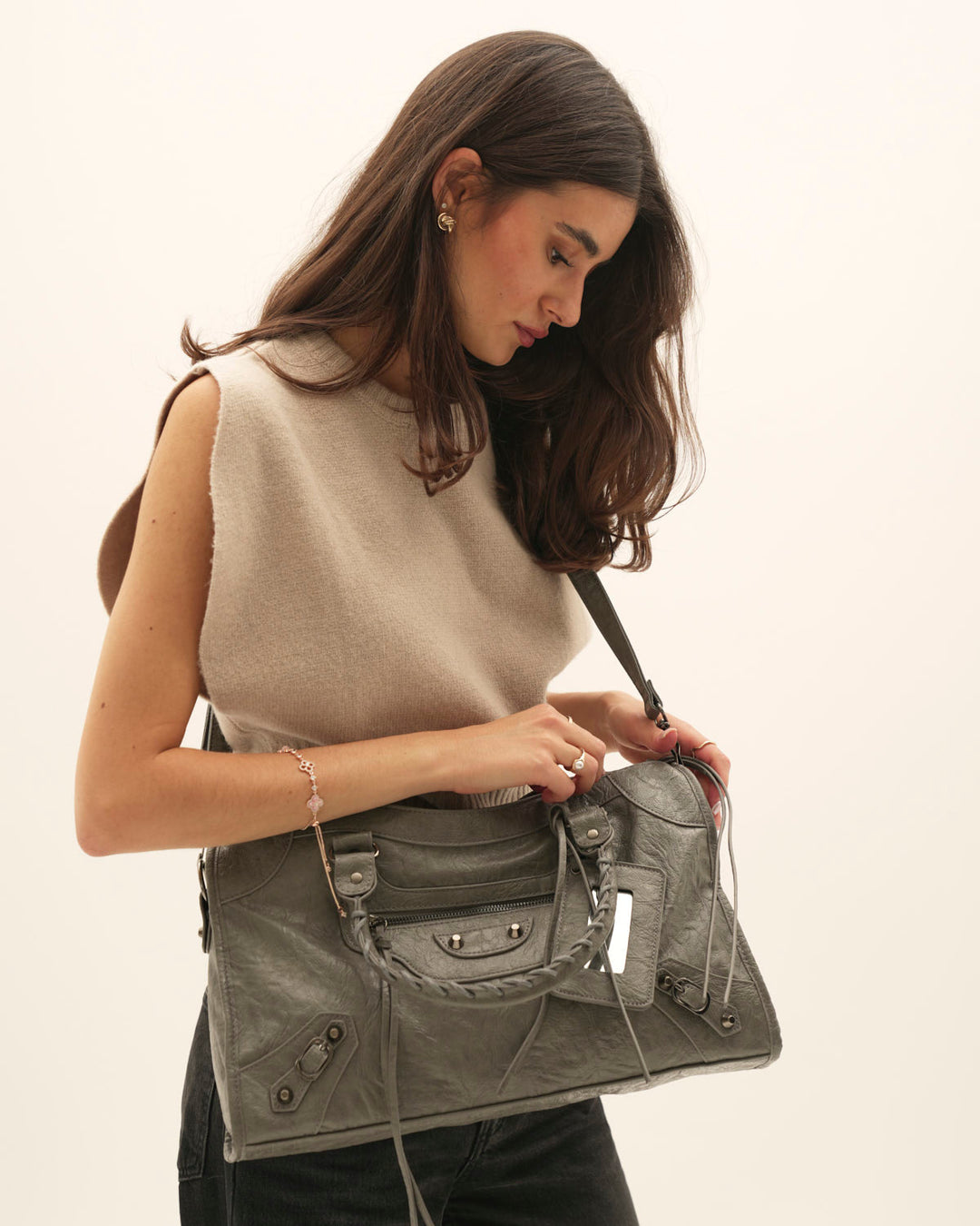 Sac à Épaule Femme en Cuir – Grand Format Zippé