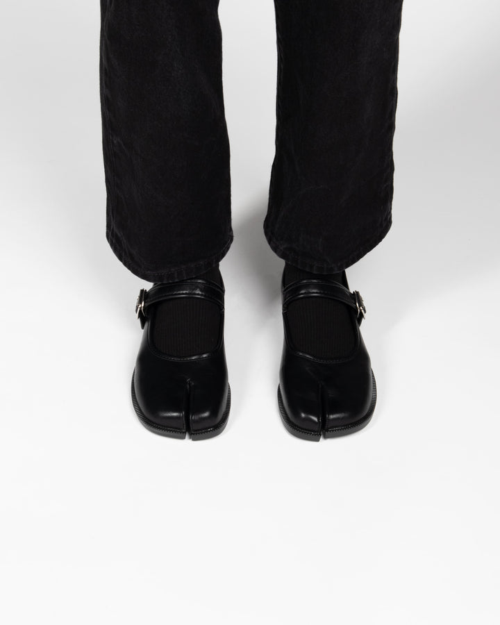 Women's Faux Leather Mary Jane Shoes with Buckle Strap and Split Toe