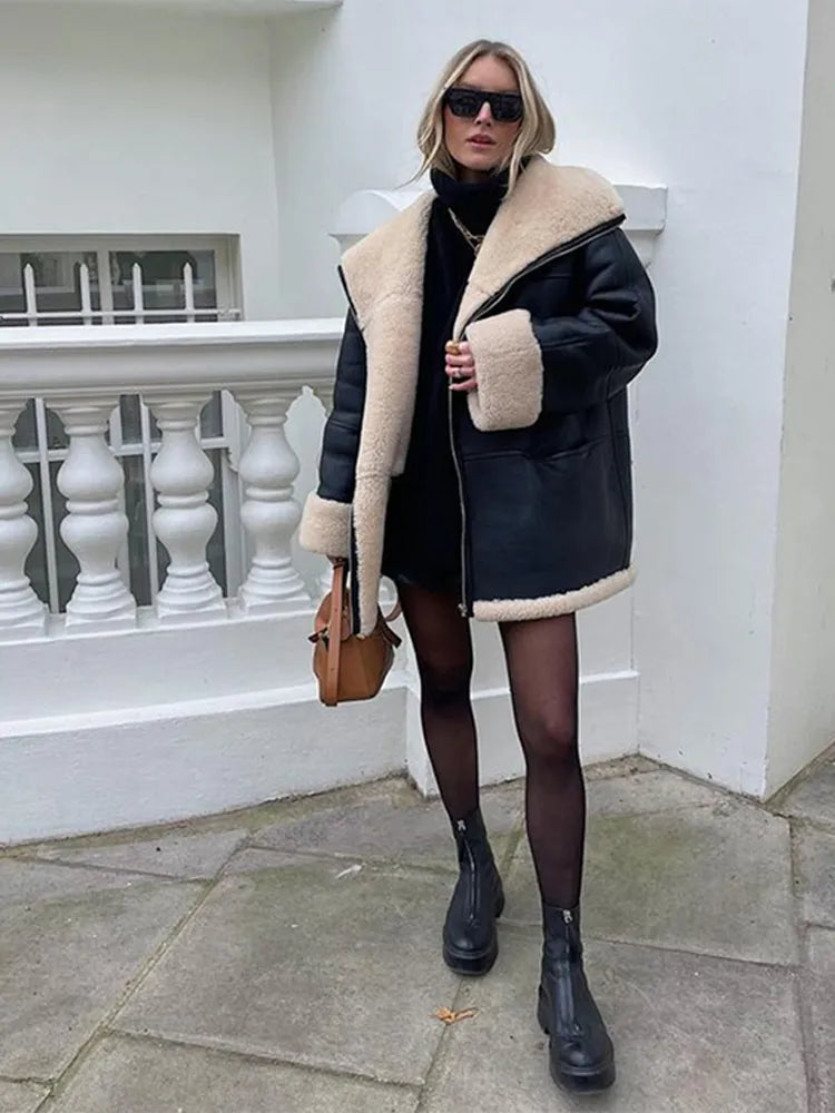 Veste en Cuir d'Agneau Véritable pour Femme Noire avec Col en Fausse Fourrure Oversize